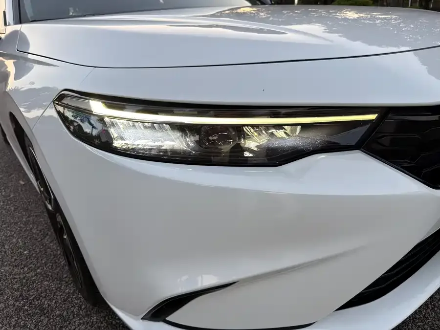 Honda Integra Stylish 2023 HATCHBACK 240TURBO CVT Magic NightDeluxe Edition 2023 — миниатюра 2