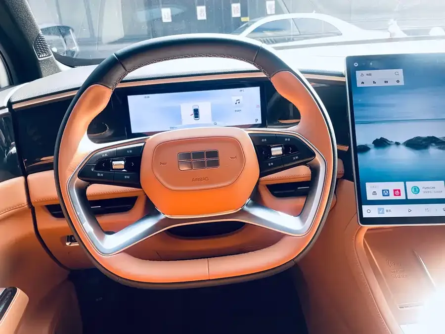 Geely Galaxy L7 Galaxy L7 2025 EM-i 115km Exploration+ Edition 2025 — миниатюра 5