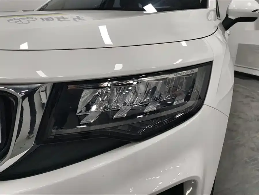 Geely Okavango Haoyue 2022 1.8TD DCT Luxury 7-seater 2022 — миниатюра 2