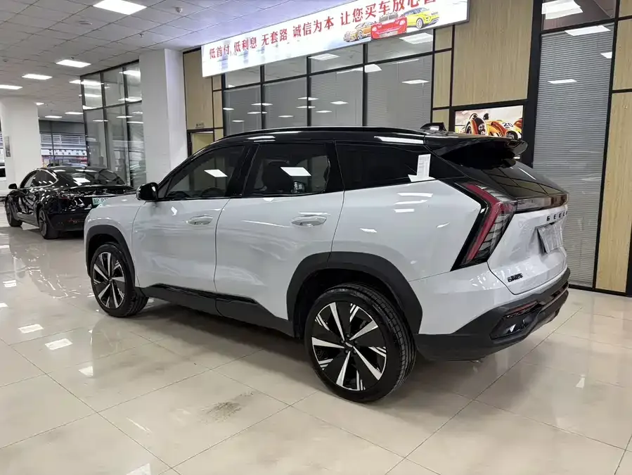 Geely Atlas L Boyue L 2024 1.5TD DCT Longteng Edition 2024 — миниатюра 2