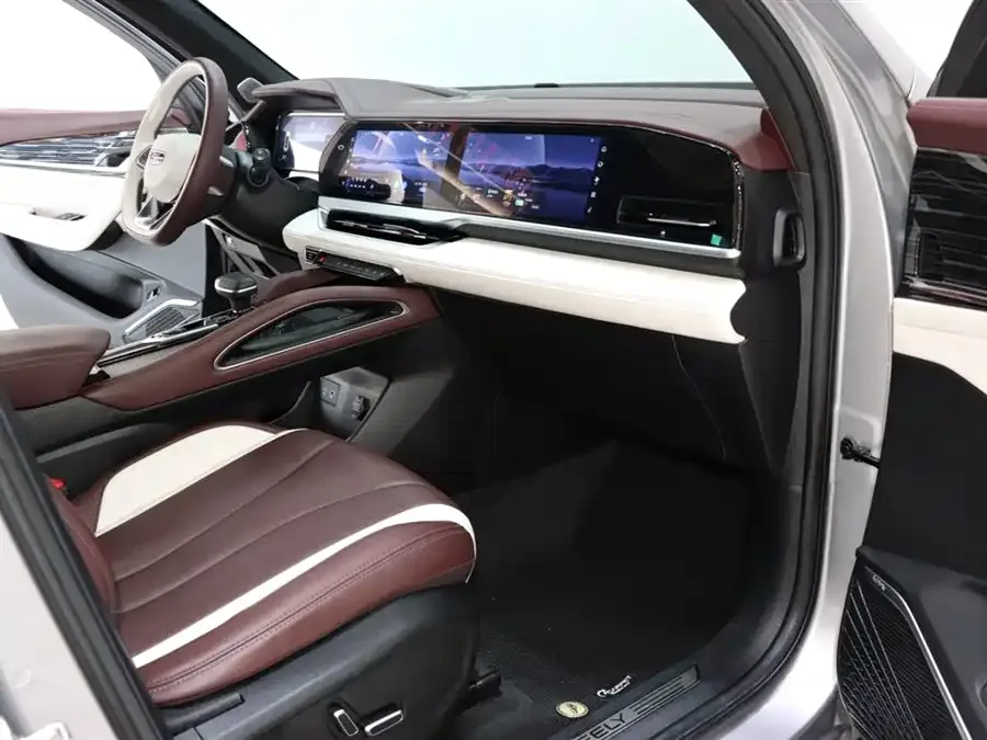 Geely Monjaro Xingyue L 2023 2.0TD High Power Automatic 2WD Flagship Model 2023 — миниатюра 4