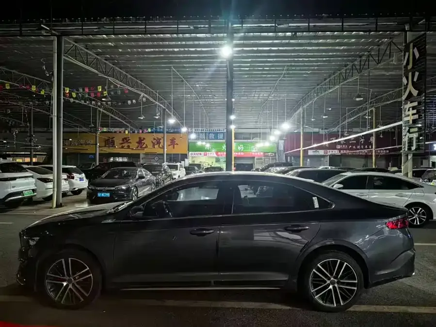 Geely Xingrui Xingrui 2021 2.0TD Premium Edition 2022 — миниатюра 3