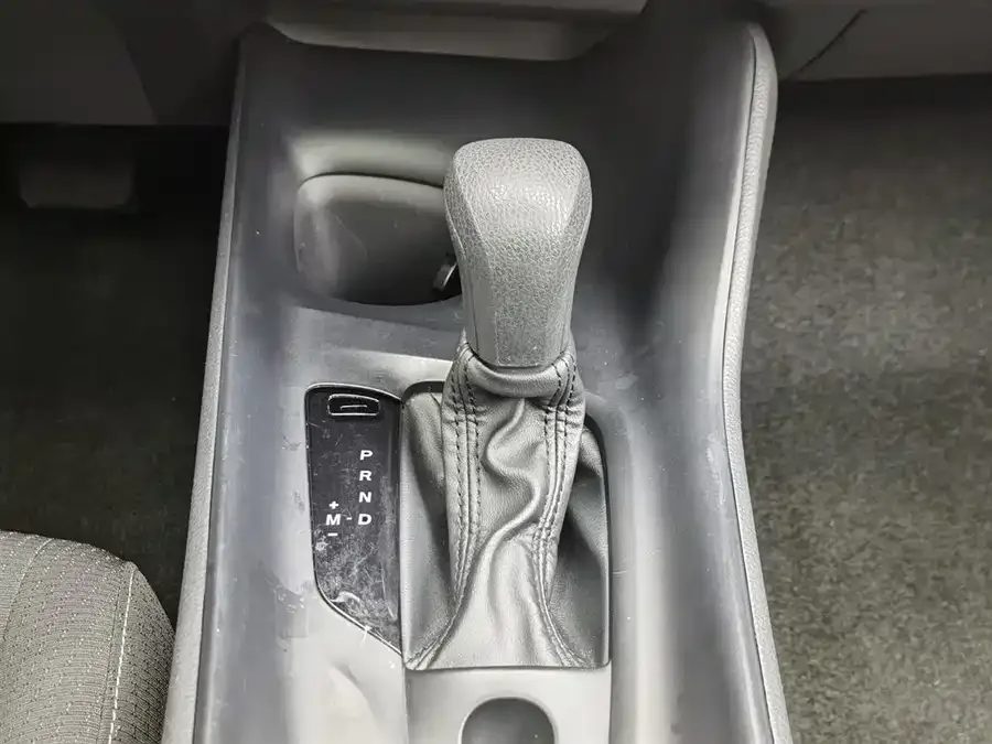 Toyota IZOA IZOA 2021 2.0L Yixiang Edition 2022 — миниатюра 4
