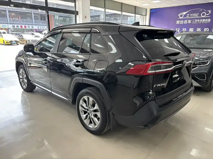 Toyota Wildlander Wildlander 2024 2.0L CVT 2WD Leading Edition 2025 — миниатюра 2