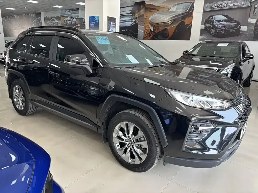Toyota Wildlander Wildlander 2024 2.0L CVT 2WD Leading Edition 2025 — миниатюра 3