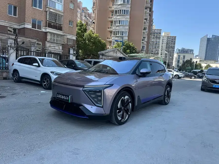HiPhi Y Gaohe HiPhi Y 2023 560km Elite Edition 2023 — фото 1, купить с доставкой в Москву