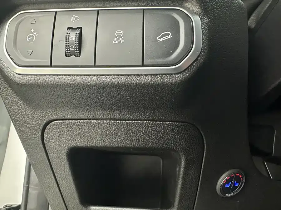 Haval Chitu (Red Rabbit) Haval Chitu 2022 Jinxiang Edition 1.5T Bronze Rabbit 2023 — миниатюра 4
