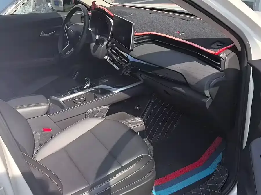 Haval Chitu (Red Rabbit) Haval Chitu 2022 Jinxiang Edition 1.5T Bronze Rabbit 2022 — миниатюра 2