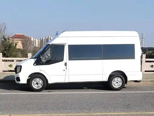 Jiangling Fushun Jiangling Fushun 2023 2.0T manual center axle center roof commercial multi-purpose passenger car 7 seats 2023 — миниатюра 3