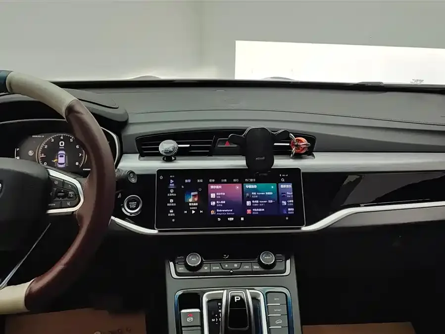 Geely Atlas Boyue 2022 1.8TD DCT Smart Elegant Edition 2023 — миниатюра 4