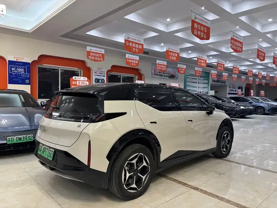 Zeekr X Zeekr X 2025 five-seat rear-wheel drive version 2024 — миниатюра 2