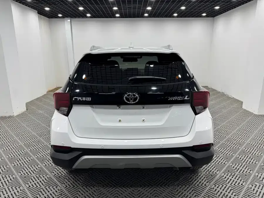 Toyota YARiS L YARiS L 2022 YARiS X 1.5L CVT Leading PLUS Edition 2022 — миниатюра 5