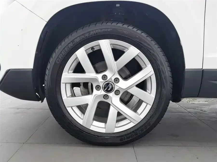 Jetta VS7 Jetta VS7 2023 280TSI automatic aggressive version 2023 — миниатюра 5