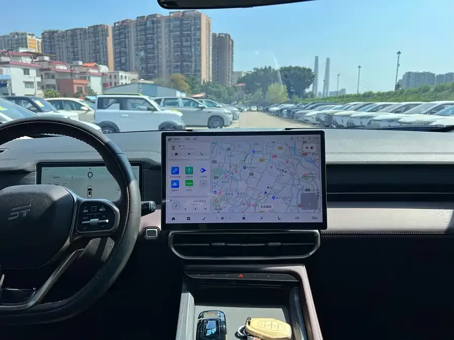 Jetour X90 PRO JETOUR X90 PRO 2024 1.6T DCT Luxury Edition 7 Seaters 2024 — миниатюра 5