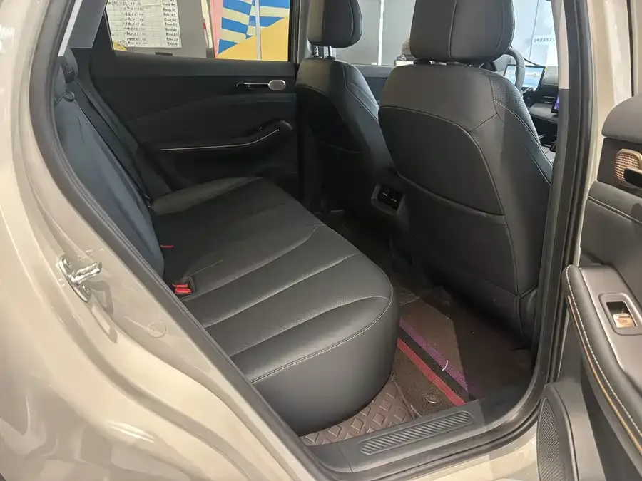 Baojun E6 Baojun E6 2026 500km Enjoy Edition 2026 — миниатюра 5