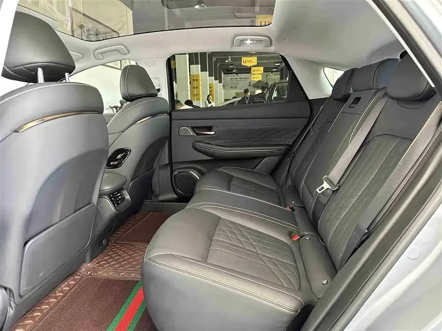 Baojun Enjoy the environment Baojun Enjoy 2025 plug-in hybrid 140km luxury version 2025 — миниатюра 2