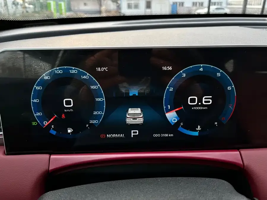 Jetour X70 PLUS JETOUR X70 PLUS 2025 1.5T CVT Flagship PRO 5 Seaters 2026 — миниатюра 5