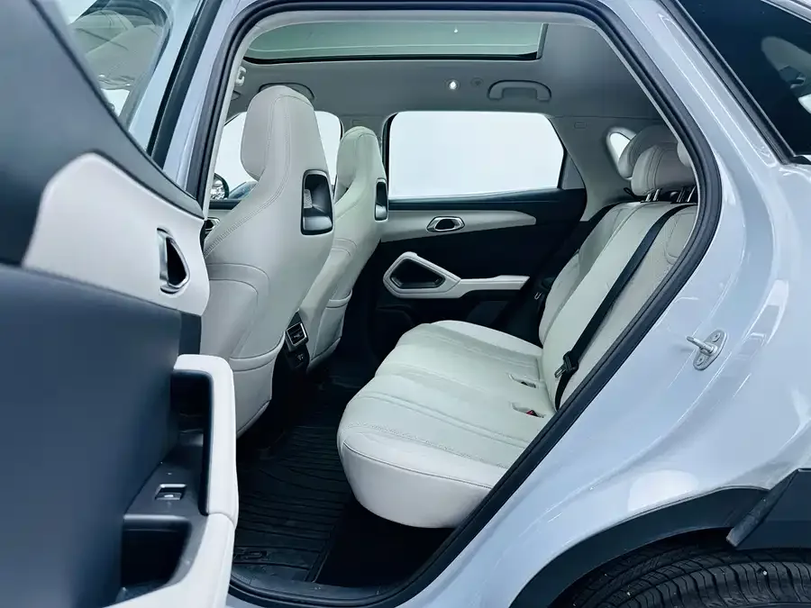 BYD Yuan UP Yuan UP 2025 Smart Driving Edition 401KM Superior Model 2025 — миниатюра 3