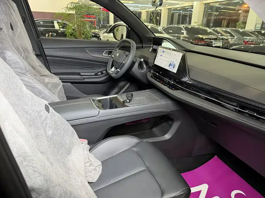 Changan CS55PLUS PHEV Changan CS55PLUS PHEV 2025 Smart New Blue Whale 125km Battleship Edition 2026 — миниатюра 4