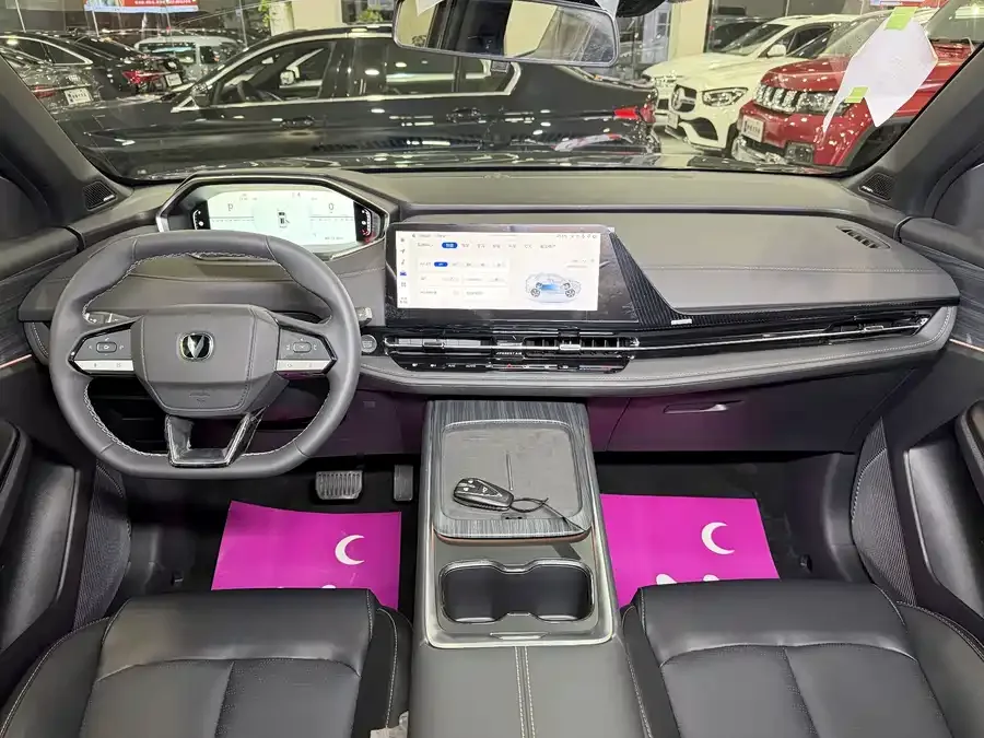 Changan CS55PLUS PHEV Changan CS55PLUS PHEV 2025 Smart New Blue Whale 125km Battleship Edition 2026 — миниатюра 5
