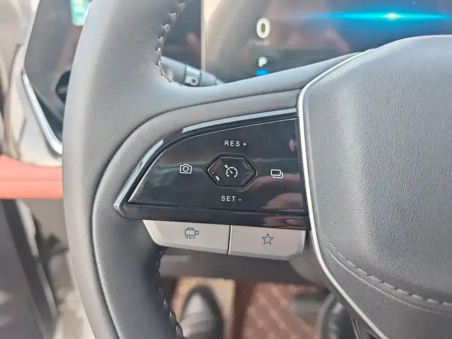 Changan X5 PLUS Changan X5 PLUS 2025 1.5T DCT Beyond Edition 2025 — миниатюра 3