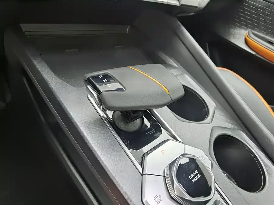 Changan UNI-V Changan UNI-V 2023 1.5T Premium Edition 2024 — миниатюра 4
