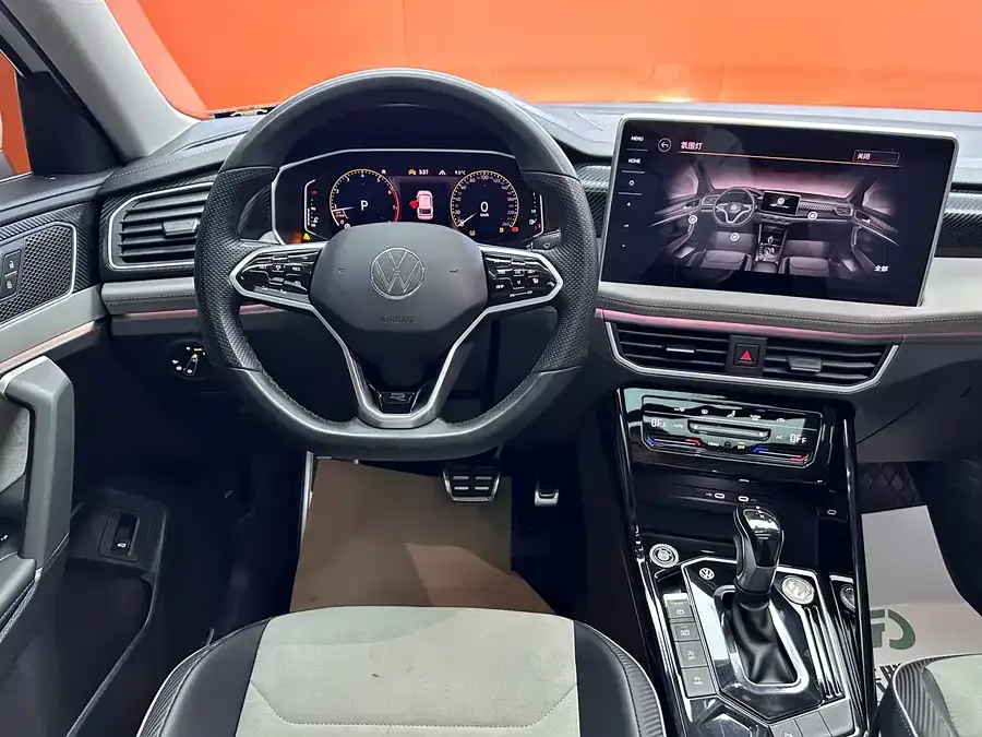 Volkswagen Tayron X Tanyue X 2024 330TSI 2WD Premium High-Energy Edition 2024 — миниатюра 4