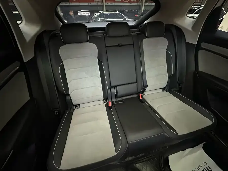 Volkswagen Tayron X Tanyue X 2024 330TSI 2WD Premium High-Energy Edition 2024 — миниатюра 5