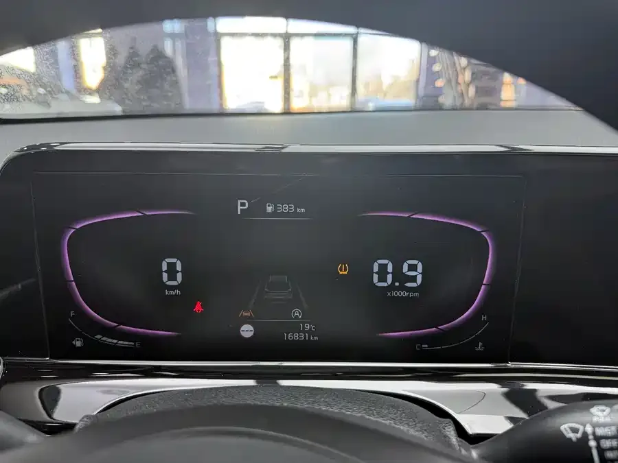 Kia Cyrus (Seltos) 2023 Certus 1.5L CVT Luxury Edition 2023 — миниатюра 5