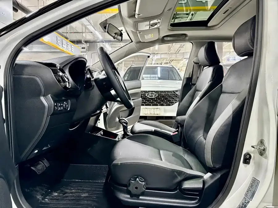 Kia KX1 2021 Yipao 1.4L CVT Sunroof Model 2024 — миниатюра 2
