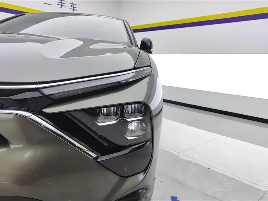 Citroen Versailles C5 X Versailles C5 X 2021 1.6T Enjoy Extraordinary 2023 — миниатюра 2