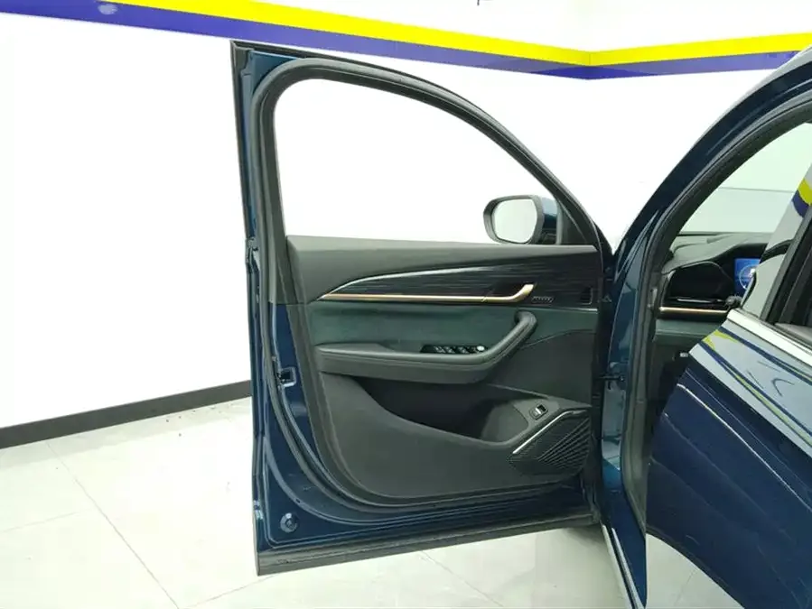 Geely Monjaro Xingyue L 2021 2.0TD High-power Automatic 4WD Flagship Model 2023 — миниатюра 4