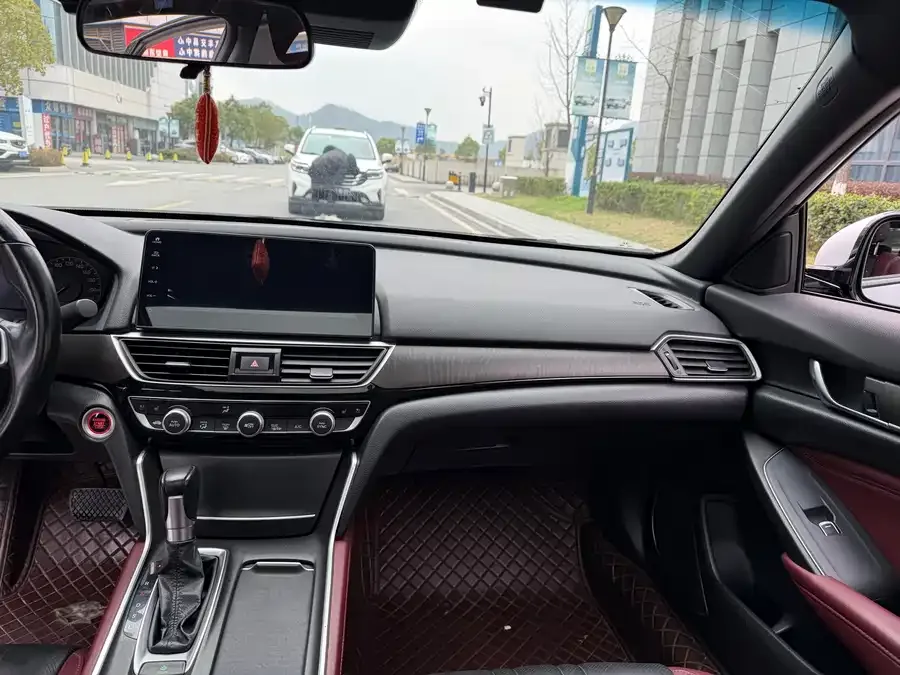 Honda Inspire 2022 Insignia 260TURBO Fine Edition 2022 — миниатюра 5