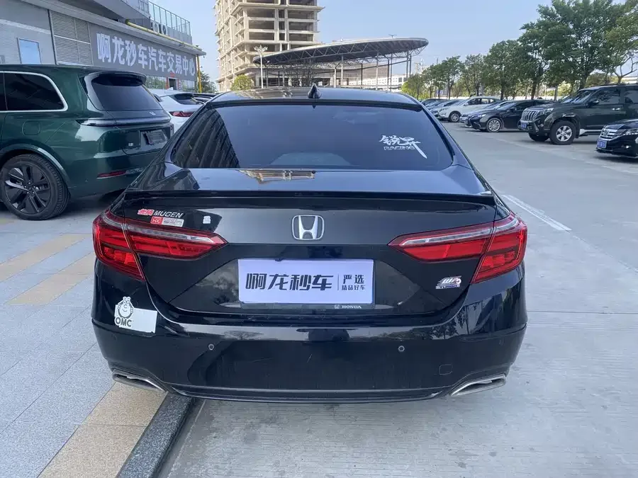 Honda Inspire 2022 Insignia 260TURBO Fine Edition 2023 — миниатюра 2