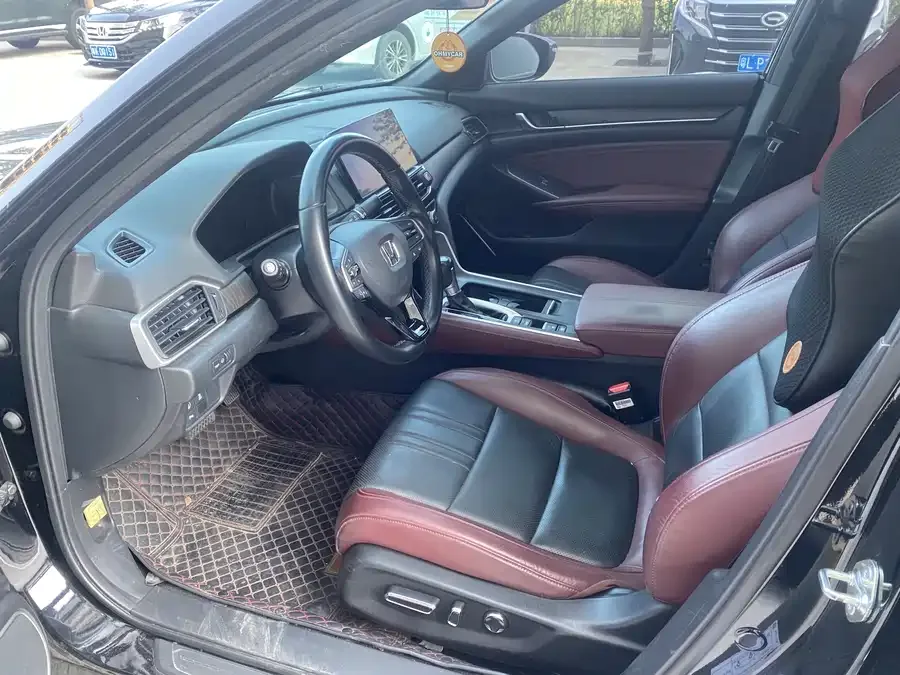 Honda Inspire 2022 Insignia 260TURBO Fine Edition 2023 — миниатюра 4