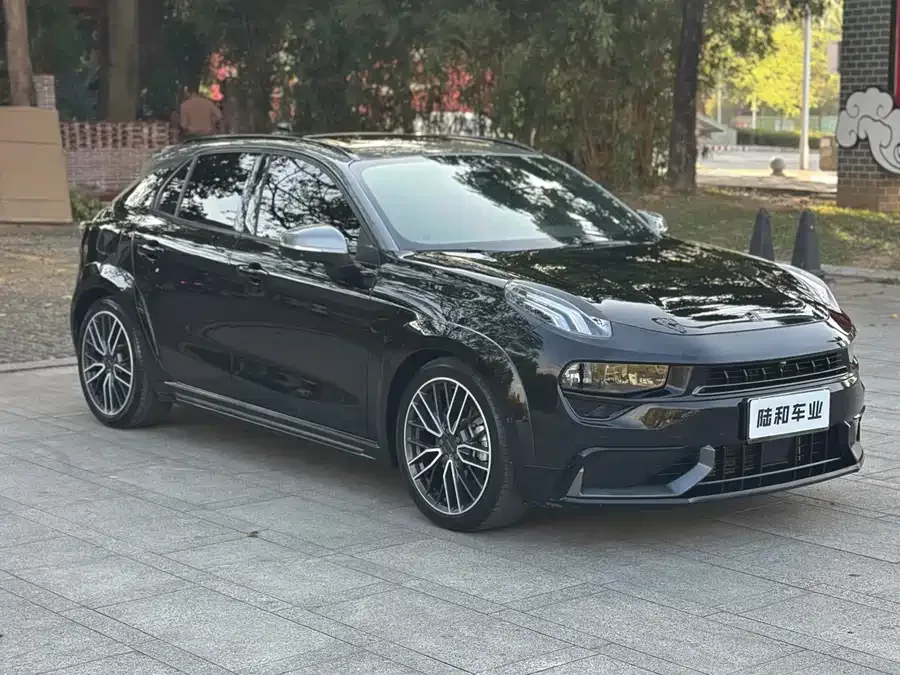 Lynk & Co 02 Hatchback Lynk & Co 02 Hatchback 2021 2.0TD Halo Driving Control Kit Edition 2022 — миниатюра 2