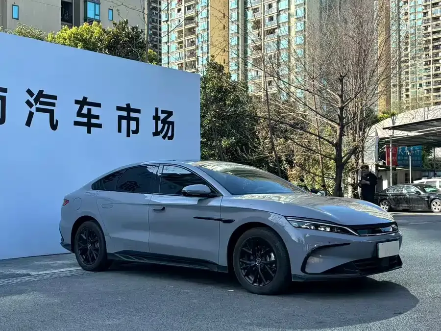 BYD Second-hand Han 2025 DM-i Intelligent Driving Edition 125KM Elite Edition 2025 — миниатюра 3