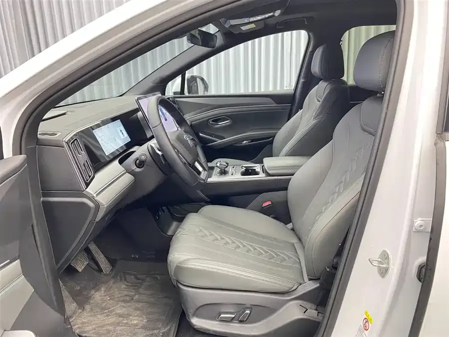 BYD Song L DM-i Song L DM-i 2025 Intelligent Driving Edition 160km Beyond Edition 2025 — миниатюра 4