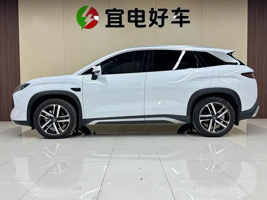 BYD Song L DM-i Song L DM-i 2025 Intelligent Driving Edition 112km Leading Model 2025 — миниатюра 2