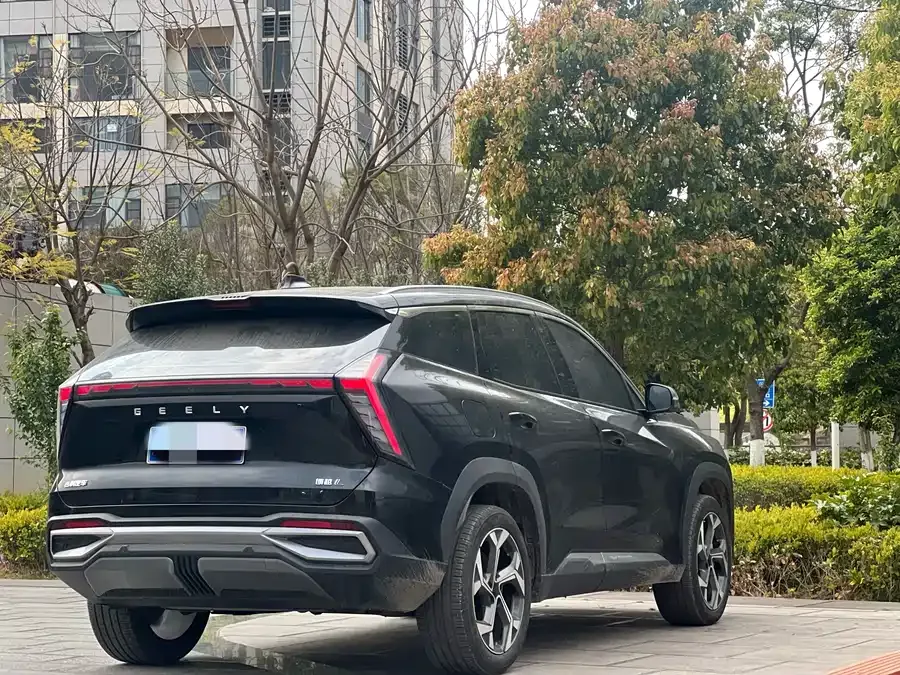 Geely Atlas L Boyue L 2024 1.5TD DCT Premium Edition 2024 — миниатюра 5