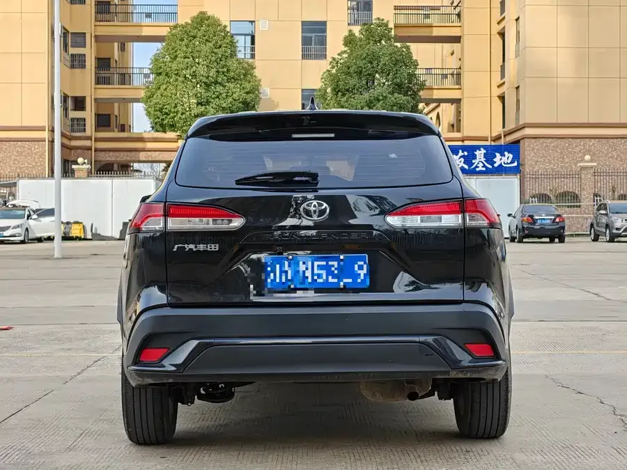 Toyota Frontlander Fenglanda 2022 2.0L CVT Elite Edition 2023 — миниатюра 2