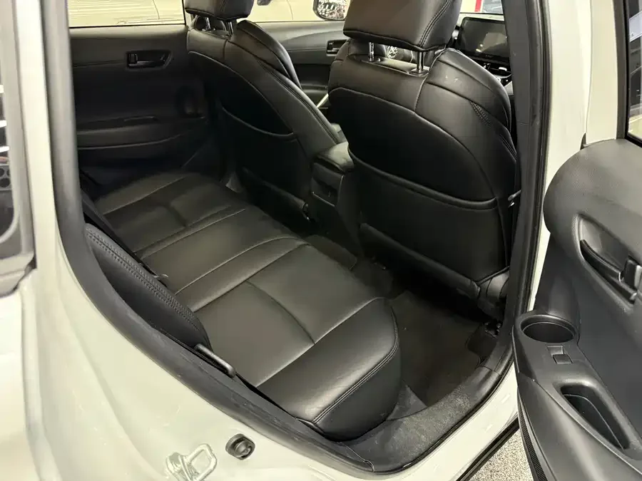 Toyota Frontlander Fenglanda 2023 2.0L CVT Elite Edition 2023 — миниатюра 3