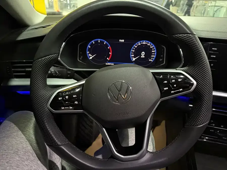 Volkswagen Passat Passat 2024 380TSI Starry Sky Dragon Edition 2024 — миниатюра 2
