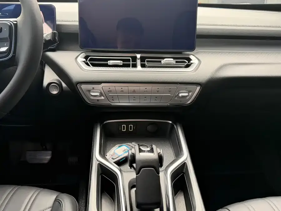 Haval H5 Haval H5 2023 2.0T Automatic 4WD LinkedIn Gasoline 2024 — миниатюра 4