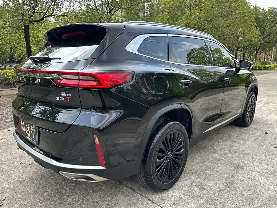 Exeed TXL Xingtu Lingyun 2024 300T 2WD Star Edition 2023 — миниатюра 4