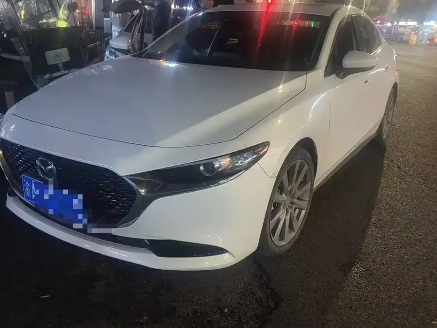 Mazda Axela Mazda 3 Angkesaila 2023 2.0L Automatic Elegant Edition 2024 — фото 1, купить с доставкой в Москву