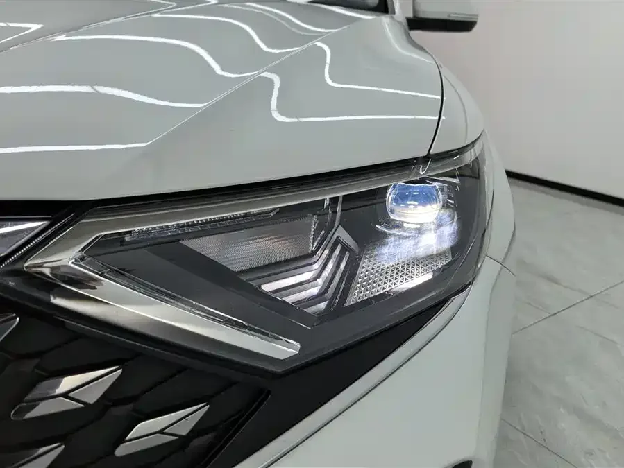 Jetta VS7 Jetta VS7 2023 280TSI automatic aggressive version 2023 — миниатюра 5