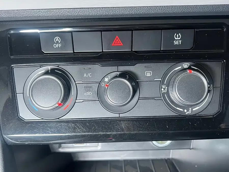 Jetta VS5 Jetta VS5 2023 280TSI Automatic Progressive Edition 2023 — миниатюра 4