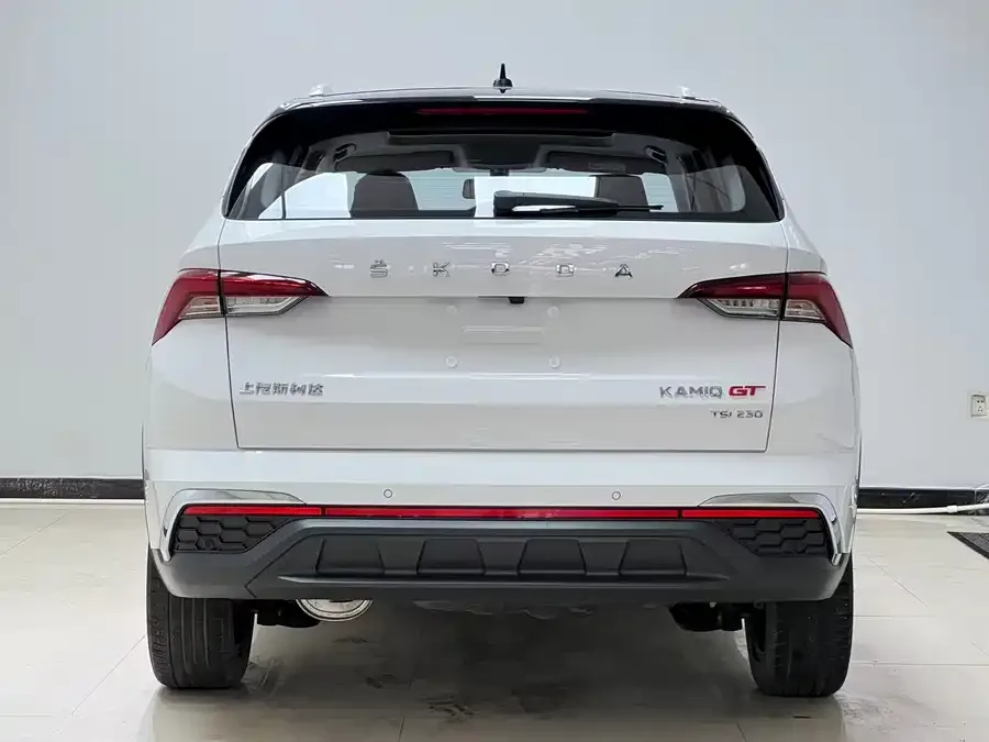 Skoda Kamiq 2021 KOMIC GT TSI230 DSG Flagship Edition 2023 — миниатюра 2