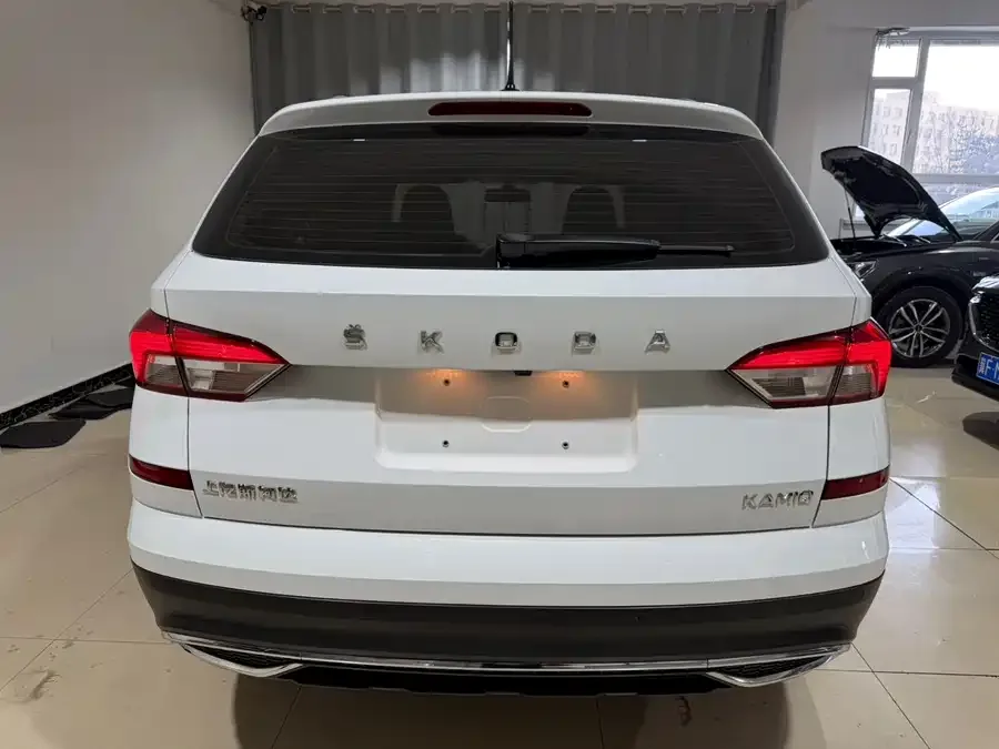 Skoda Kamiq Komic 2023 1.5L automatic comfort version 2023 — миниатюра 2